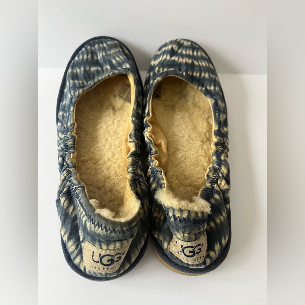 UGG 5690 Sheepskin Lined Ballet Flats Slip-On Shoes/slippers Blue Tie-Dye 8
